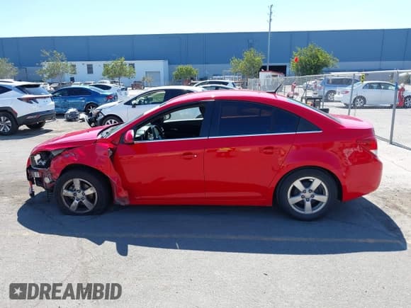 ✅ 2014 Chevrolet Cruze 1LT • VIN: 1G1PC5SB7E7344692 • Lot: 43155803. Listed on IAAI with 152,626 mi. Free auction sales archive from the USA and detailed vehicle history report at DreamBid. Image 15.