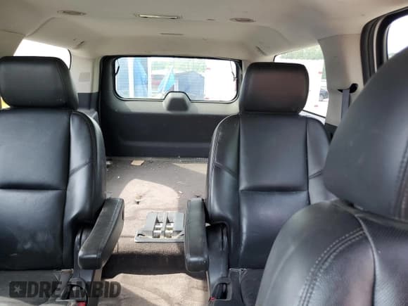 ✅ 2011 GMC Yukon XL SLT • VIN: 1GKS1KE08BR332748 • Lot: 57315945. Listed on Copart with 258,181 mi. Free auction sales archive from the USA and detailed vehicle history report at DreamBid. Image 10.