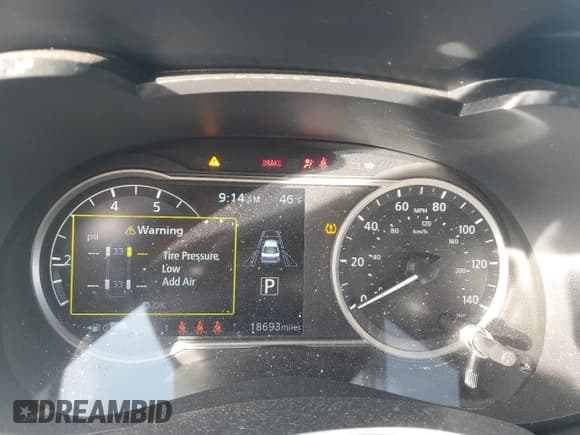 ✅ 2023 Nissan Versa SR • VIN: 3N1CN8FV7PL810063 • Lot: 89901275. Wystawiony na Copart z przebiegiem 18 693 mil. Bezpłatny archiwum sprzedaży aukcyjnych z USA i szczegółowy raport historii pojazdu na DreamBid. Zdjęcie 9.