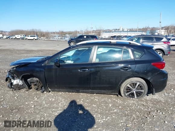 ✅ 2020 Subaru Impreza Premium • VIN: 4S3GTAV66L3724531 • Lot: 41855076. Listed on IAAI with Not provided. Free auction sales archive from the USA and detailed vehicle history report at DreamBid. Image 13.