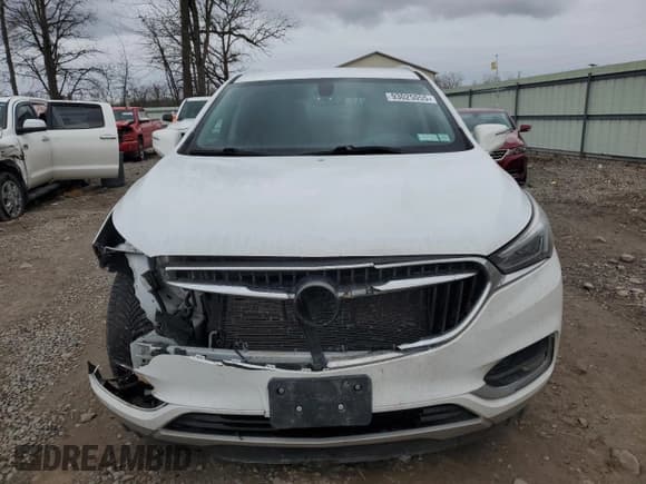 ✅ 2020 Buick Enclave Essence • VIN: 5GAEVAKW5LJ221026 • Lot: 93025055. Listed on Copart with 83,272 mi. Free auction sales archive from the USA and detailed vehicle history report at DreamBid. Image 5.