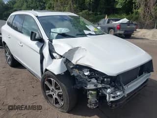 ✅ 2014 Volvo XC60 R-Design Premier Plus • VIN: YV4902DZ4E2544330 • Lot: 42977673. Listed on IAAI with 105,726 mi. Free auction sales archive from the USA and detailed vehicle history report at DreamBid. Image 1.