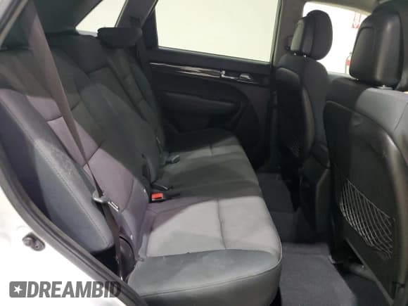 ✅ 2013 Kia Sorento LX • VIN: 5XYKT3A62DG370466 • Lot: 90441465. Listed on Copart with 118,972 mi. Free auction sales archive from the USA and detailed vehicle history report at DreamBid. Image 11.