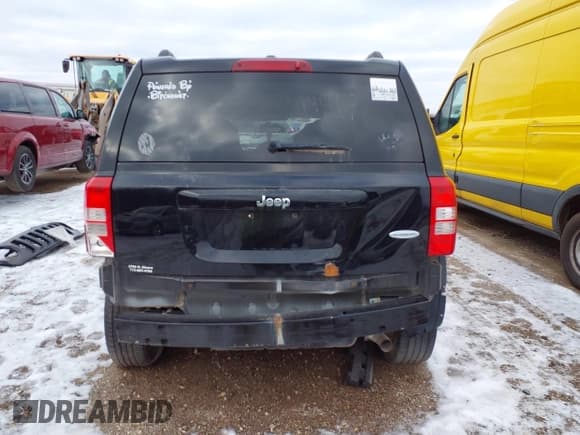 ✅ 2017 Jeep Patriot High Altitude • VIN: 1C4NJPFA1HD145466 • Лот: 40928461. Опубликован ранее на IAAI с пробегом 72 170 миль. Бесплатный доступ к архиву аукционных продаж из США и подробный отчёт об истории автомобиля на DreamBid. Изображение 15.