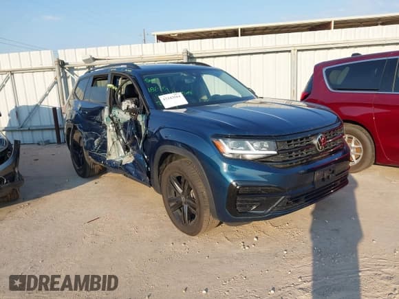 ✅ 2023 Volkswagen Atlas SEL R-Line Black • VIN: 1V2SR2CA9PC544552 • Lot: 43343564. Listed on IAAI with 82,486 mi. Free auction sales archive from the USA and detailed vehicle history report at DreamBid. Image 1.