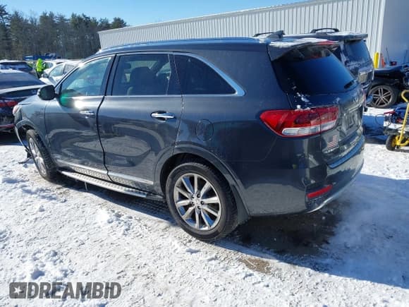 ✅ 2017 Kia Sorento SX • VIN: 5XYPKDA55HG251211 • Lot: 41394318. Listed on IAAI with 127,487 mi. Free auction sales archive from the USA and detailed vehicle history report at DreamBid. Image 3.