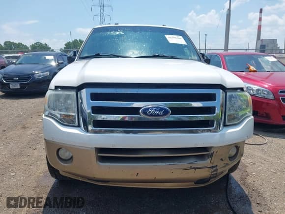 ✅ 2013 Ford Expedition XLT • VIN: 1FMJU1H55DEF66318 • Lot: 42590406. Listed on IAAI with 283,940 mi. Free auction sales archive from the USA and detailed vehicle history report at DreamBid. Image 12.