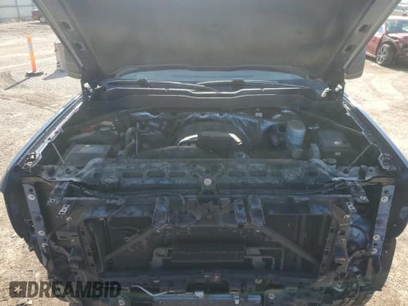 ✅ 2015 Chevrolet Silverado 2500HD LTZ • VIN: 1GC1KWEG0FF597776 • Lot: 69835275. Wystawiony na Copart z przebiegiem 67 747 mil. Bezpłatny archiwum sprzedaży aukcyjnych z USA i szczegółowy raport historii pojazdu na DreamBid. Zdjęcie 11.