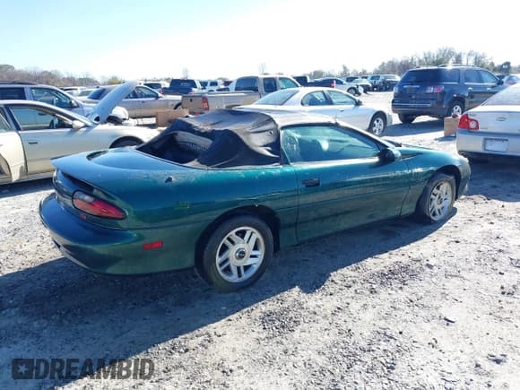 ✅ 1996 Chevrolet Camaro Z28 • VIN: 2G1FP32P1T2117762 • Лот: 41104867. Опубликован ранее на IAAI с пробегом 190 712 миль. Бесплатный доступ к архиву аукционных продаж из США и подробный отчёт об истории автомобиля на DreamBid. Изображение 4.