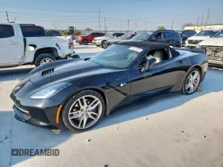 2014 Chevrolet Corvette Z51 3LT z VIN 1G1YL3D71E5128074, wystawiony jako Copart lot #67912315 z przebiegiem 54 757 mil mil oraz Czysty tytuł • Clean title. Historia ofert i sprzedaży dostępna na DreamBid. Obrazek 1.