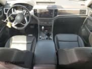 ✅ 2021 Volkswagen Atlas SE • VIN: 1V2HR2CA2MC564468 • Lot: 61469925. Listed on Copart with 69,794 mi. Free auction sales archive from the USA and detailed vehicle history report at DreamBid. Image 8.