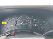 ✅ 2002 Chevrolet Suburban LS • VIN: 3GNEC16Z42G281945 • Лот: 41419037. Опубликован ранее на IAAI с пробегом 203 928 миль. Бесплатный доступ к архиву аукционных продаж из США и подробный отчёт об истории автомобиля на DreamBid. Изображение 7.