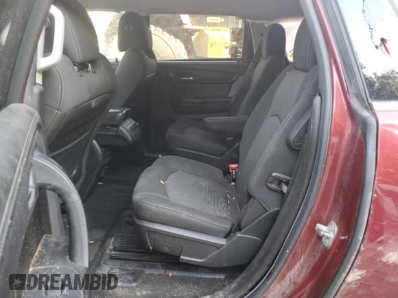 ✅ 2016 Chevrolet Traverse LT • VIN: 1GNKRGKDXGJ103302 • Lot: 70151535. Listed on Copart with 143,858 mi. Free auction sales archive from the USA and detailed vehicle history report at DreamBid. Image 11.