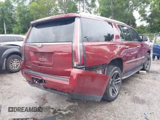 ✅ 2019 Cadillac Escalade ESV • VIN: 1GYS4GKJ7KR101198 • Lot: 43244719. Listed on IAAI with 161,902 mi. Free auction sales archive from the USA and detailed vehicle history report at DreamBid. Image 4.