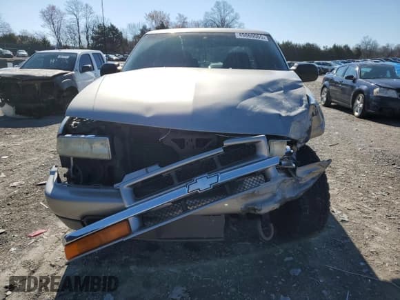 ✅ 2003 Chevrolet S-10 LS • VIN: 1GCDT13X23K144570 • Лот: 49860065. Опубликован ранее на Copart с пробегом 140 192 миль. Бесплатный доступ к архиву аукционных продаж из США и подробный отчёт об истории автомобиля на DreamBid. Изображение 5.