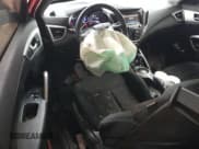 ✅ 2016 Hyundai Veloster • VIN: KMHTC6ADXGU261143 • Lot: 83705414. Wystawiony na Copart z przebiegiem 201 879 mil. Bezpłatny archiwum sprzedaży aukcyjnych z USA i szczegółowy raport historii pojazdu na DreamBid. Zdjęcie 8.