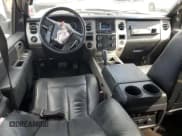 ✅ 2015 Ford Expedition Max XLT • VIN: 1FMJK1HT7FEF22246 • Lot: 82295445. Wystawiony na Copart z przebiegiem 198 960 mil. Bezpłatny archiwum sprzedaży aukcyjnych z USA i szczegółowy raport historii pojazdu na DreamBid. Zdjęcie 8.