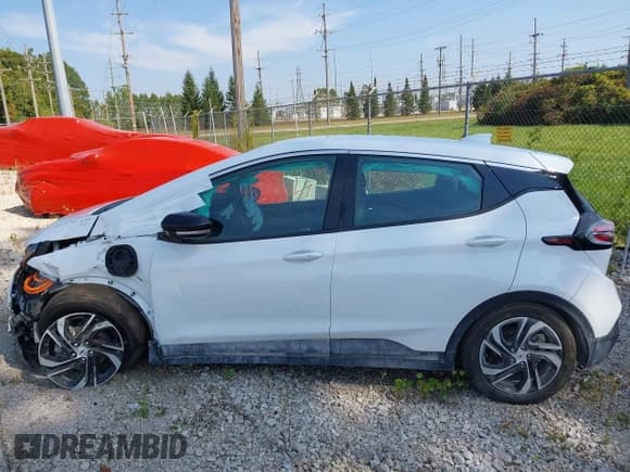 ✅ 2023 Chevrolet Bolt EV 2LT • VIN: 1G1FX6S04P4115380 • Lot: 41607569. Listed on IAAI with Not provided. Free auction sales archive from the USA and detailed vehicle history report at DreamBid. Image 13.