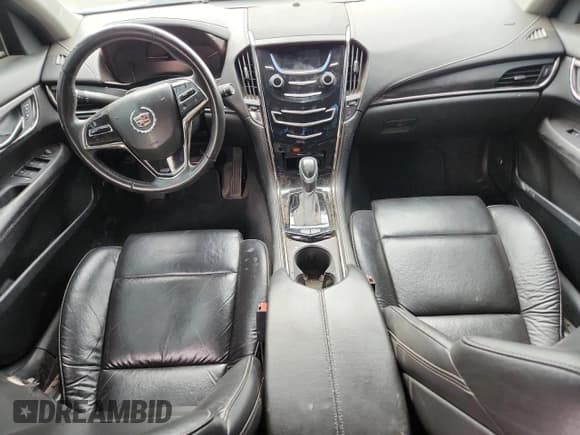 ✅ 2013 Cadillac ATS • VIN: 1G6AA5RX7D0140389 • Lot: 70784875. Wystawiony na Copart z przebiegiem Nie podano. Bezpłatny archiwum sprzedaży aukcyjnych z USA i szczegółowy raport historii pojazdu na DreamBid. Zdjęcie 8.