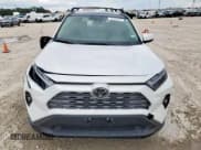 ✅ 2025 Toyota RAV4 Hybrid Limited • VIN: JTMD6RFV8SJ066946 • Lot: 70495035. Wystawiony na Copart z przebiegiem 8 626 mil. Bezpłatny archiwum sprzedaży aukcyjnych z USA i szczegółowy raport historii pojazdu na DreamBid. Zdjęcie 5.
