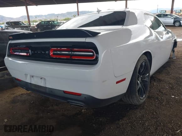 ✅ 2017 Dodge Challenger SXT • VIN: 2C3CDZAG1HH536095 • Лот: 43740023. Опубликован ранее на IAAI с пробегом 160 542 миль. Бесплатный доступ к архиву аукционных продаж из США и подробный отчёт об истории автомобиля на DreamBid. Изображение 4.