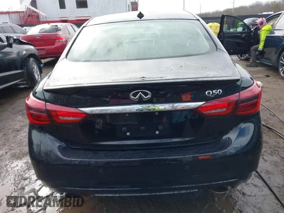 ✅ 2021 Infiniti Q50 Luxe • VIN: JN1EV7BP8MM707617 • Lot: 41498217. Listed on IAAI with 60,760 mi. Free auction sales archive from the USA and detailed vehicle history report at DreamBid. Image 17.