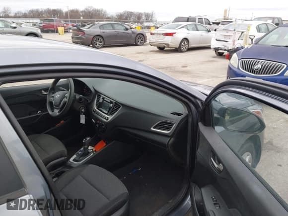 ✅ 2019 Hyundai Accent SE • VIN: 3KPC24A36KE064478 • Lot: 41500395. Listed on IAAI with 94,275 mi. Free auction sales archive from the USA and detailed vehicle history report at DreamBid. Image 5.