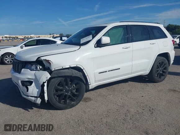✅ 2017 Jeep Grand Cherokee 75th Anniversary • VIN: 1C4RJEAG2HC823049 • Lot: 41178561. Listed on IAAI with 117,157 mi. Free auction sales archive from the USA and detailed vehicle history report at DreamBid. Image 2.