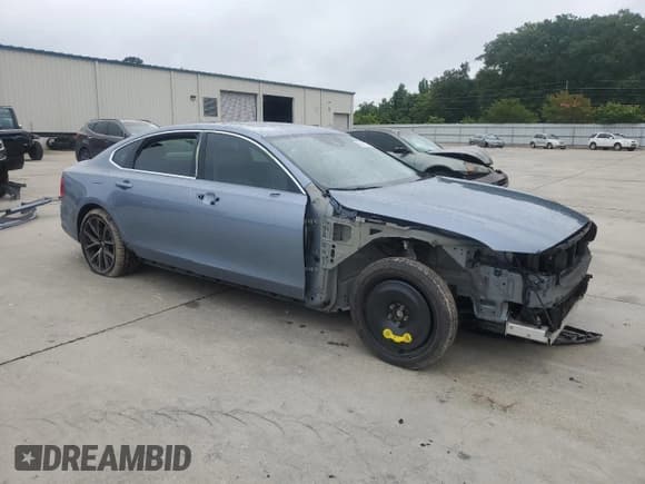 ✅ 2018 Volvo S90 Momentum • VIN: LVY992MK1JP026757 • Лот: 63067245. Опубликован ранее на Copart с пробегом 89 643 миль. Бесплатный доступ к архиву аукционных продаж из США и подробный отчёт об истории автомобиля на DreamBid. Изображение 4.