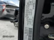 ✅ 2019 Dodge Challenger SRT Hellcat • VIN: 2C3CDZC90KH505684 • Лот: 71611605. Опубликован ранее на Copart с пробегом 23 974 миль. Бесплатный доступ к архиву аукционных продаж из США и подробный отчёт об истории автомобиля на DreamBid. Изображение 13.