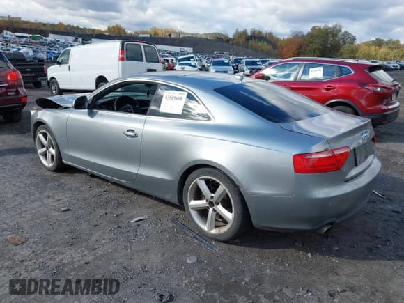 ✅ 2009 Audi A5 • VIN: WAUDK78TX9A025902 • Лот: 43509608. Опубликован ранее на IAAI с пробегом 169 320 миль. Бесплатный доступ к архиву аукционных продаж из США и подробный отчёт об истории автомобиля на DreamBid. Изображение 3.