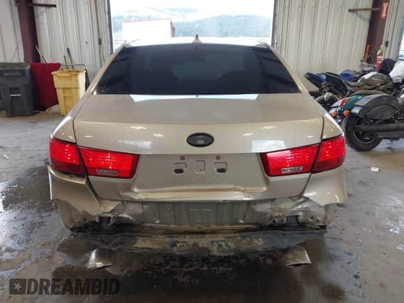 2009 Hyundai Sonata SE with VIN 5NPEU46F99H422913, listed as a IAAI auction lot 42339215 with 184,514 mi miles and . Bid and sale history available at DreamBid. Image 16.