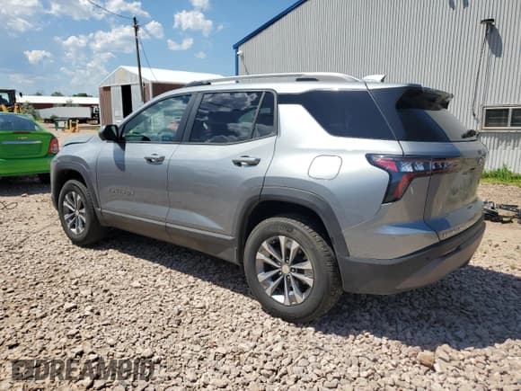 ✅ 2025 Chevrolet Equinox AWD LT • VIN: 3GNAXPEG5SL216339 • Lot: 62886365. Wystawiony na Copart z przebiegiem 20 479 mil. Bezpłatny archiwum sprzedaży aukcyjnych z USA i szczegółowy raport historii pojazdu na DreamBid. Zdjęcie 2.