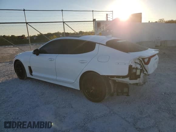 ✅ 2021 Kia Stinger GT-Line • VIN: KNAE15LA2M6087596 • Lot: 82191785. Wystawiony na Copart z przebiegiem 58 382 mil. Bezpłatny archiwum sprzedaży aukcyjnych z USA i szczegółowy raport historii pojazdu na DreamBid. Zdjęcie 2.