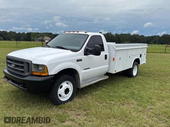 ✅ 2003 Ford F-550 • VIN: 1FDAF56F63EA32367 • Лот: 66155865. Опубликован ранее на Copart с пробегом 117 023 миль. Бесплатный доступ к архиву аукционных продаж из США и подробный отчёт об истории автомобиля на DreamBid. Изображение 2.