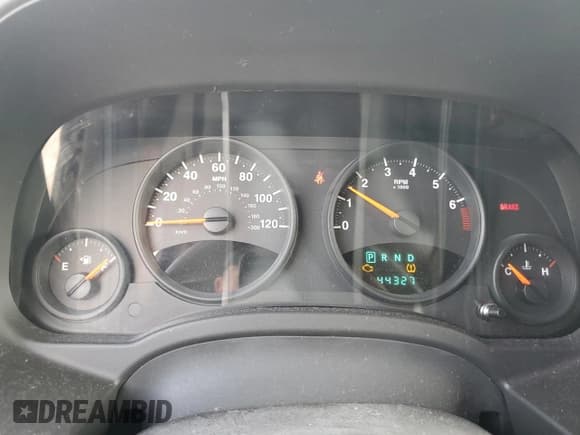 ✅ 2011 Jeep Patriot Latitude • VIN: 1J4NT1GA7BD102838 • Lot: 65228615. Listed on Copart with 44,327 mi. Free auction sales archive from the USA and detailed vehicle history report at DreamBid. Image 9.