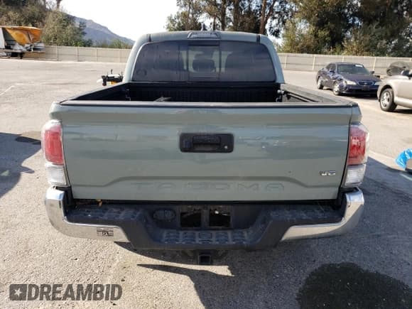 ✅ 2023 Toyota Tacoma SR • VIN: 3TMCZ5AN6PM568660 • Лот: 92316775. Опубликован ранее на Copart с пробегом 55 599 миль. Бесплатный доступ к архиву аукционных продаж из США и подробный отчёт об истории автомобиля на DreamBid. Изображение 6.