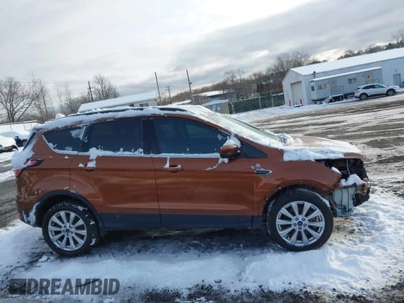 ✅ 2017 Ford Escape SE • VIN: 1FMCU9GD7HUD95311 • Лот: 43836975. Опубликован ранее на IAAI с пробегом 95 785 миль. Бесплатный доступ к архиву аукционных продаж из США и подробный отчёт об истории автомобиля на DreamBid. Изображение 13.