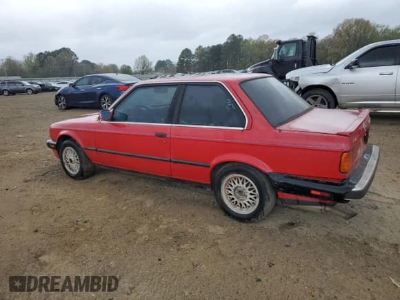 ✅ 1988 BMW 3 Series 325is • VIN: WBAAA2303J8260983 • Lot: 76804604. Listed on Copart with 229,222 mi. Free auction sales archive from the USA and detailed vehicle history report at DreamBid. Image 2.