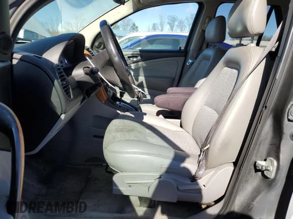 ✅ 2006 Saturn VUE • VIN: 5GZCZ63456S856698 • Lot: 47725255. Wystawiony na Copart z przebiegiem 315 376 mil. Bezpłatny archiwum sprzedaży aukcyjnych z USA i szczegółowy raport historii pojazdu na DreamBid. Zdjęcie 7.