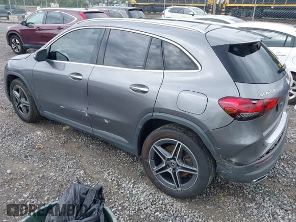 ✅ 2021 Mercedes-Benz GLA 250 • VIN: W1N4N4HB8MJ205901 • Lot: 42820486. Listed on IAAI with 75,875 mi. Free auction sales archive from the USA and detailed vehicle history report at DreamBid. Image 3.
