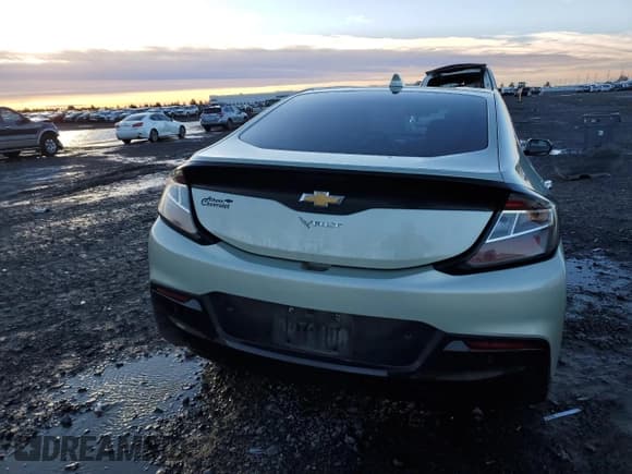 ✅ 2017 Chevrolet Volt Premier • VIN: 1G1RB6S58HU106075 • Lot: 85063434. Wystawiony na Copart z przebiegiem 129 485 mil. Bezpłatny archiwum sprzedaży aukcyjnych z USA i szczegółowy raport historii pojazdu na DreamBid. Zdjęcie 6.