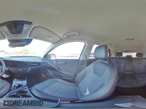 ✅ 2025 Kia Niro Wind • VIN: KNDCR3L13S5140221 • Lot: 70323595. Listed on Copart with Not provided. Free auction sales archive from the USA and detailed vehicle history report at DreamBid. Image 14.