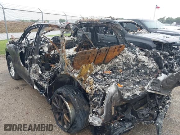 ✅ 2020 Porsche Cayenne • VIN: WP1AA2AY6LDA00209 • Лот: 42054264. Опубликован ранее на IAAI с пробегом Не указан. Бесплатный доступ к архиву аукционных продаж из США и подробный отчёт об истории автомобиля на DreamBid. Изображение 6.