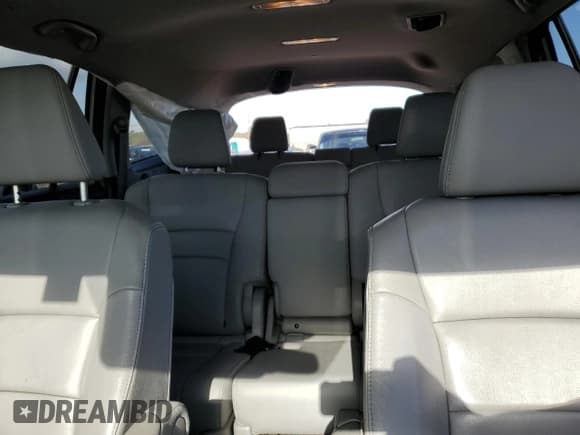 ✅ 2018 Honda Pilot EX-L • VIN: 5FNYF5H67JB002287 • Lot: 84826144. Listed on Copart with 129,280 mi. Free auction sales archive from the USA and detailed vehicle history report at DreamBid. Image 10.
