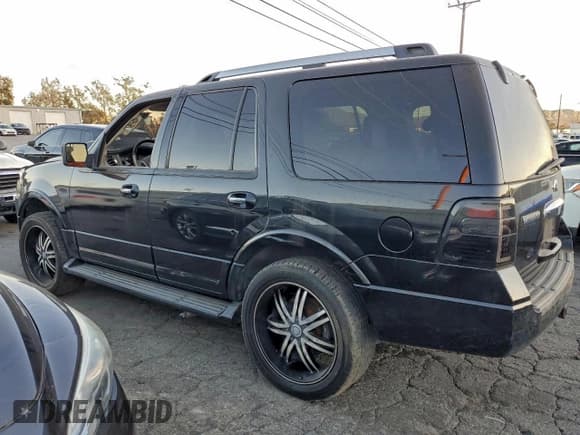 ✅ 2014 Ford Expedition Limited • VIN: 1FMJU1K59EEF27757 • Lot: 95736355. Listed on Copart with 172,877 mi. Free auction sales archive from the USA and detailed vehicle history report at DreamBid. Image 2.