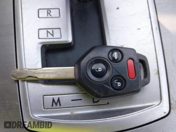 ✅ 2013 Subaru Outback Premium • VIN: 4S4BRBGC2D3290722 • Lot: 42392668. Listed on IAAI with 184,425 mi. Free auction sales archive from the USA and detailed vehicle history report at DreamBid. Image 11.