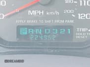 ✅ 2002 Chevrolet Impala • VIN: 2G1WF52E629125911 • Lot: 43107948. Wystawiony na IAAI z przebiegiem 224 952 mil. Bezpłatny archiwum sprzedaży aukcyjnych z USA i szczegółowy raport historii pojazdu na DreamBid. Zdjęcie 7.