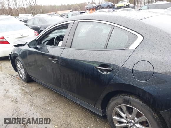 ✅ 2019 Mazda 3 • VIN: 3MZBPABL7KM110476 • Lot: 41814763. Listed on IAAI with 78,339 mi. Free auction sales archive from the USA and detailed vehicle history report at DreamBid. Image 14.