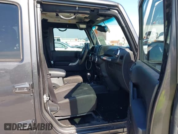 ✅ 2017 Jeep Wrangler Unlimited Sahara • VIN: 1C4BJWEG8HL599349 • Lot: 43383238. Listed on IAAI with 114,754 mi. Free auction sales archive from the USA and detailed vehicle history report at DreamBid. Image 5.